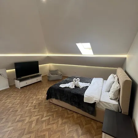 Blloku Apartment